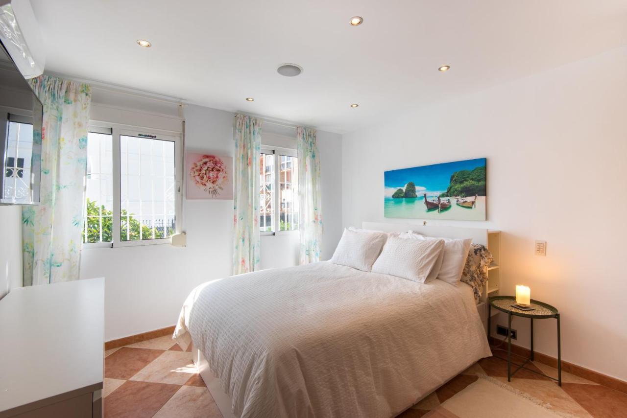 Villa Palm Beach Marina Benalmadena 3 Min Walking From The Sea Exterior foto