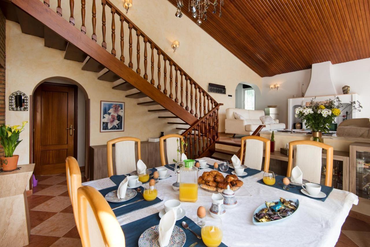 Villa Palm Beach Marina Benalmadena 3 Min Walking From The Sea Exterior foto